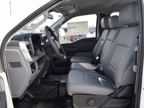 New 2025 Ford F250 XL image 18