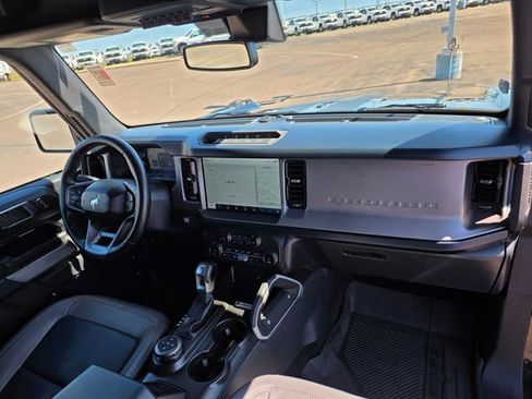 Used 2022 Ford Bronco Outer Banks w/ Sasquatch Package image 13