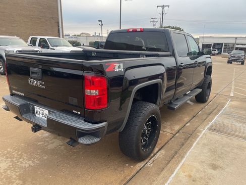 Used 2017 GMC Sierra 1500 SLE image 3