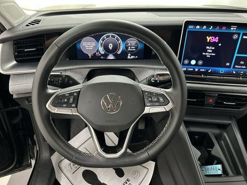 Certified 2026 Volkswagen Tiguan S AWD/4WD image 4