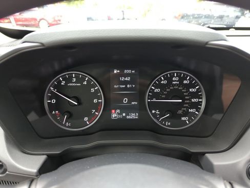 Certified 2024 Subaru Crosstrek 2.0i Premium AWD/4WD image 39