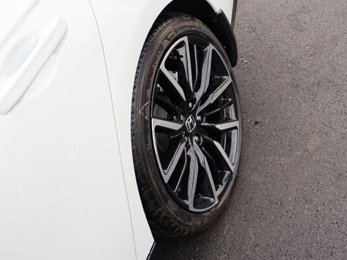 Certified 2025 Honda Accord Touring image 33