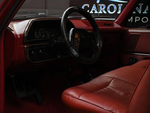 Used 1988 Ford F250 4x4 Regular Cab image 17
