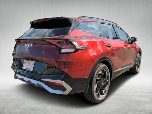 Certified 2023 Kia Sportage SX image 3