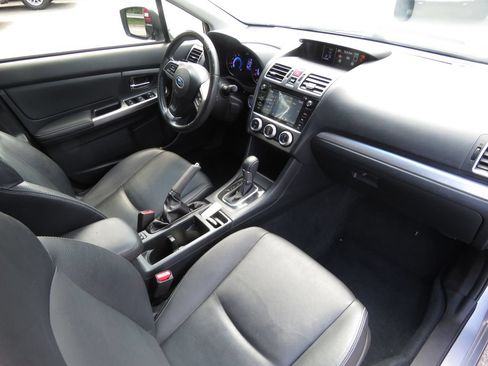 Used 2015 Subaru Crosstrek Touring AWD/4WD image 14