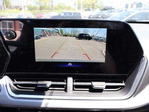 New 2026 Chevrolet Trax LT w/ Sunroof Package FWD image 19