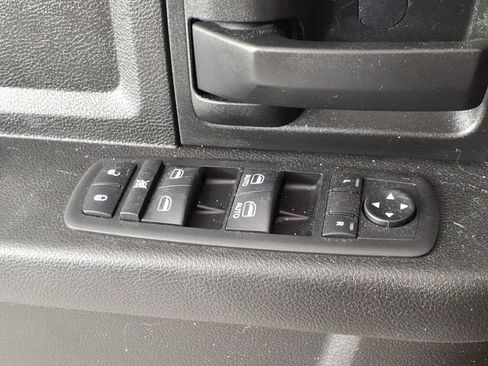 Used 2018 RAM 2500 Tradesman w/ Chrome Appearance Group AWD/4WD image 26