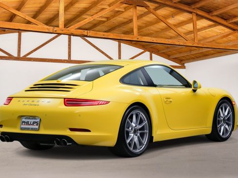 Used 2012 Porsche 911 Carrera RWD image 5