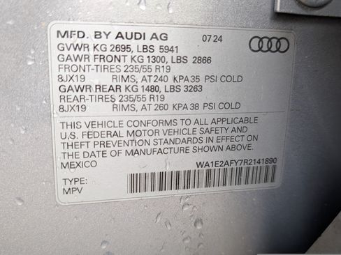 Used 2024 Audi Q5 e Premium Plus AWD/4WD image 29