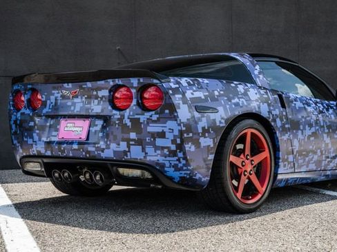 Used 2006 Chevrolet Corvette Coupe w/ Preferred Equipment Group image 26