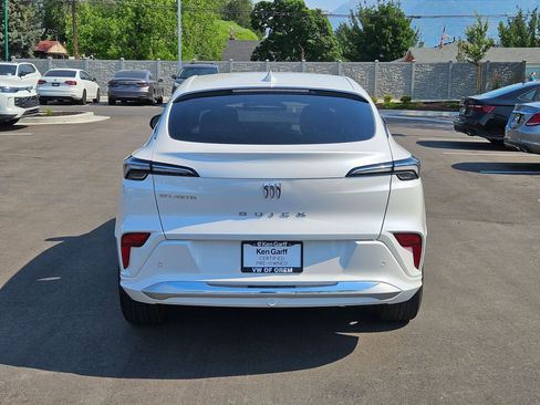 Used 2025 Buick Envista Avenir FWD image 9
