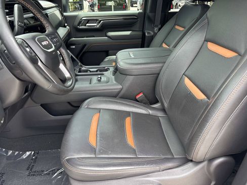 Used 2024 GMC Sierra 2500 AT4 w/ AT4 Premium Plus Package AWD/4WD image 16