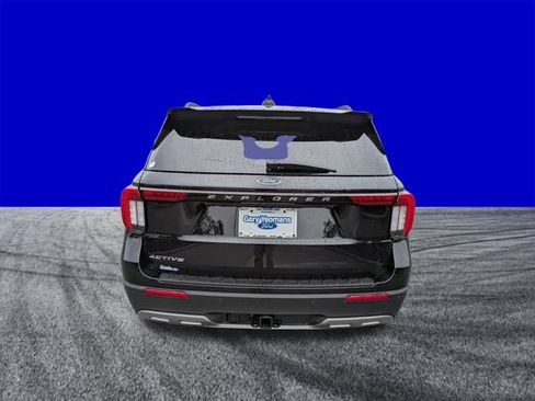 Certified 2026 Ford Explorer Active w/ Active Comfort Package RWD image 5