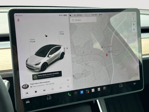 Used 2021 Tesla Model Y Long Range AWD/4WD image 12