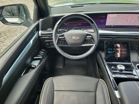Used 2026 Cadillac Escalade Sport w/ Touring Package AWD/4WD image 20