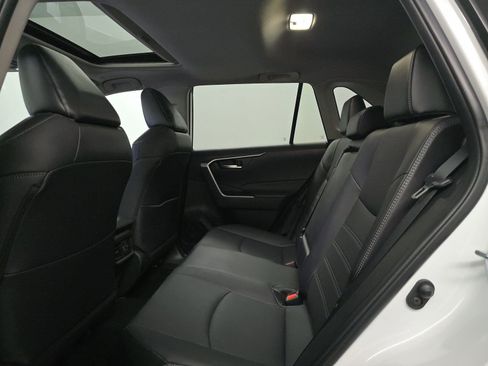 Used 2023 Toyota RAV4 XLE Premium image 13