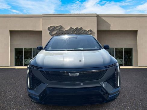 New 2026 Cadillac Optiq Sport 2 image 8