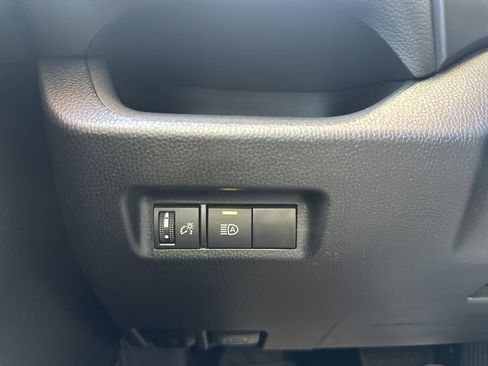 Certified 2022 Toyota RAV4 LE FWD image 23