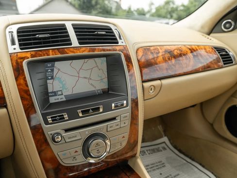 Used 2010 Jaguar XK Coupe RWD image 18
