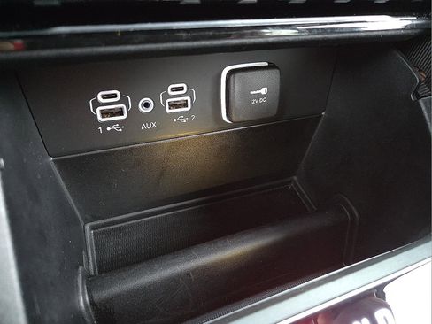 Used 2025 Jeep Grand Cherokee L Limited image 21