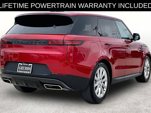 Used 2025 Land Rover Range Rover Sport SE AWD/4WD image 2