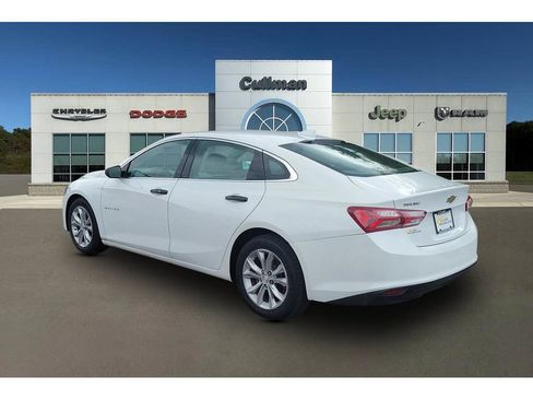 Used 2022 Chevrolet Malibu LT FWD image 5