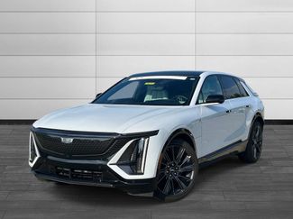 Used 2026 Cadillac Lyriq Signature Sport AWD/4WD video 1