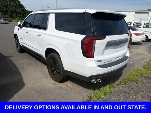 Used 2022 GMC Yukon XL Denali AWD/4WD image 3