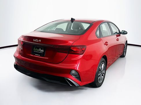 Used 2024 Kia Forte LXS image 9