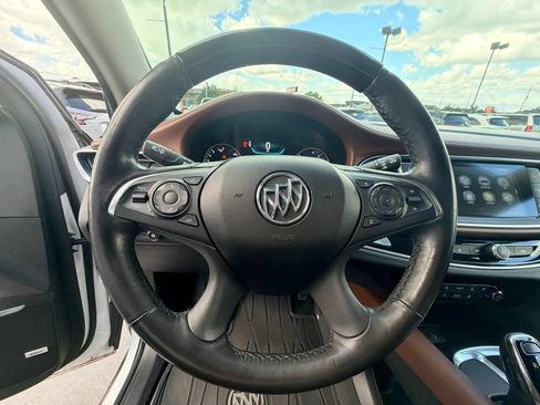 Used 2019 Buick Enclave Avenir w/ Avenir Technology Package AWD/4WD image 12