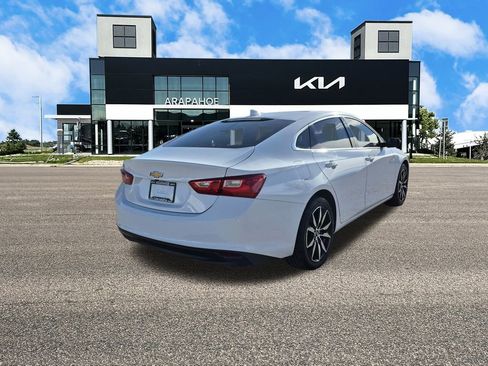 Used 2018 Chevrolet Malibu LT image 5