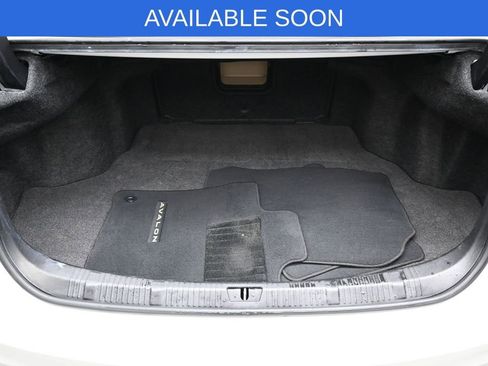 Used 2013 Toyota Avalon Limited FWD image 33