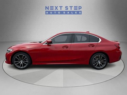 Used 2020 BMW 330i xDrive Sedan w/ Convenience Package AWD/4WD image 4