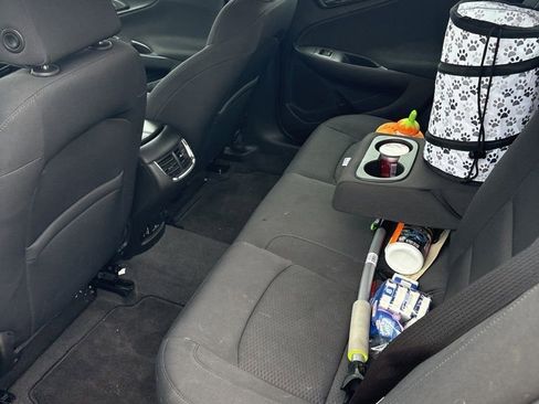 Used 2016 Chevrolet Malibu LT image 7