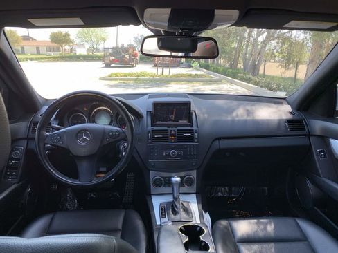 Used 2009 Mercedes-Benz C 300 Sport image 21