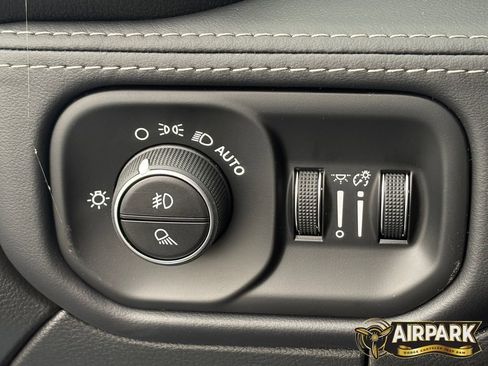 New 2026 RAM 2500 Power Wagon AWD/4WD image 19