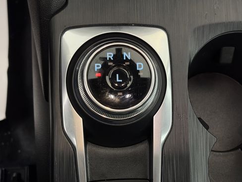 Used 2025 Ford Escape ST-Line w/ Tech Pack #1 image 30