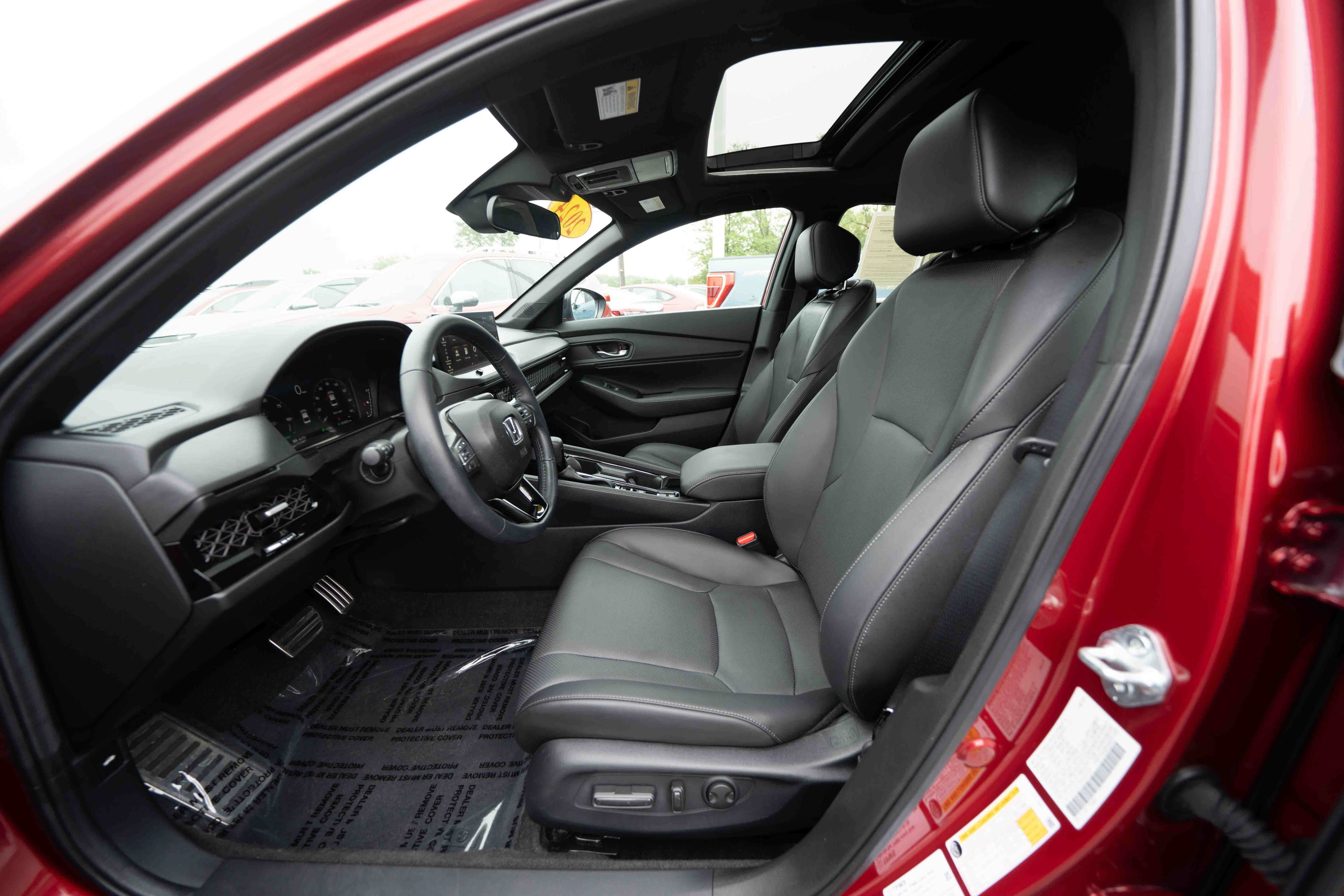 Used 2024 Honda Accord Sport image 8
