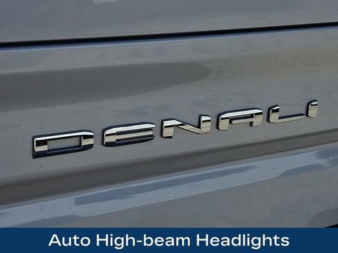 Used 2024 GMC Sierra 1500 Denali w/ Denali Reserve Package AWD/4WD image 33