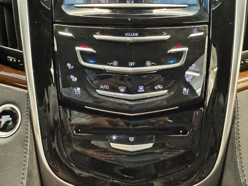 Used 2020 Cadillac Escalade ESV Luxury w/ Escalade Sport Edition RWD image 24