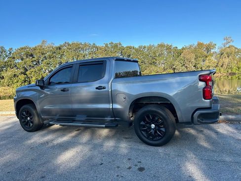 Used 2021 Chevrolet Silverado 1500 Custom image 3