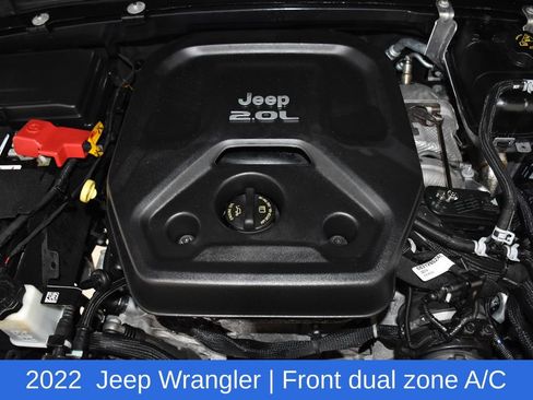 Used 2022 Jeep Wrangler Unlimited Sahara image 7