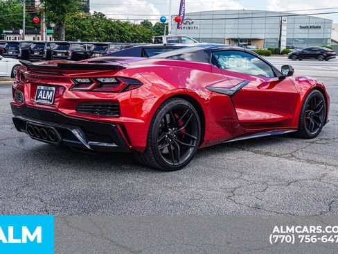 Used 2026 Chevrolet Corvette Z06 RWD image 6