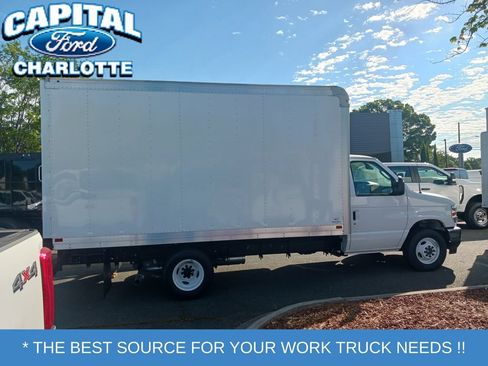 New 2027 Ford E-350 and Econoline 350 Super Duty w/ Power Equipment Group RWD image 6