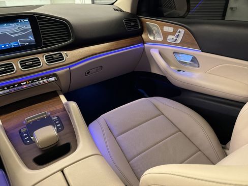 Used 2024 Mercedes-Benz GLE 350 4MATIC image 29