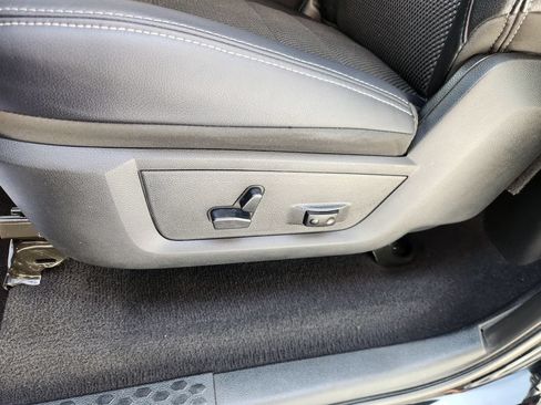 Used 2013 RAM 1500 R/T w/ Convenience Group RWD image 17