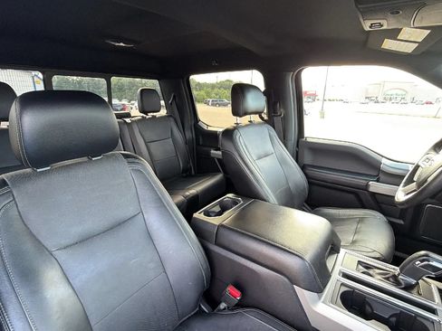 Used 2015 Ford F150 Lariat w/ Equipment Group 502A Luxury AWD/4WD image 62