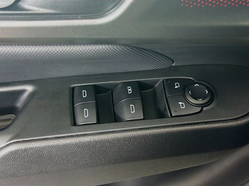 Used 2024 Chevrolet Equinox EV RS FWD image 15
