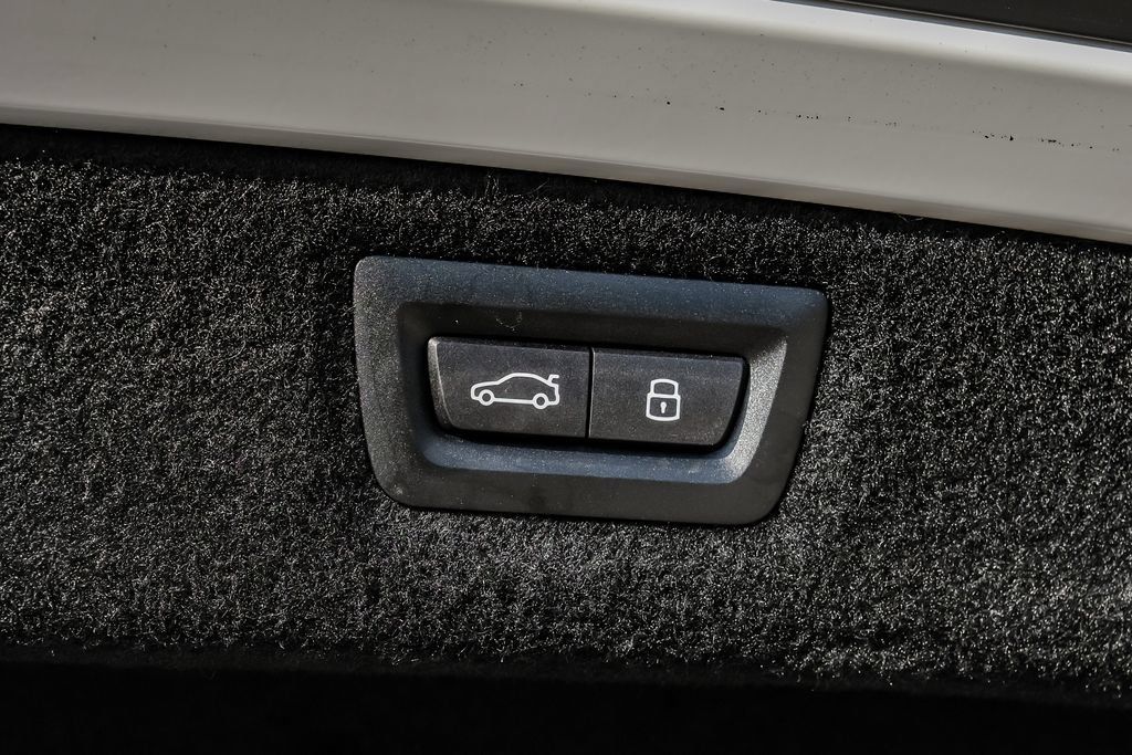 Used 2024 BMW M8 Competition AWD/4WD image 68