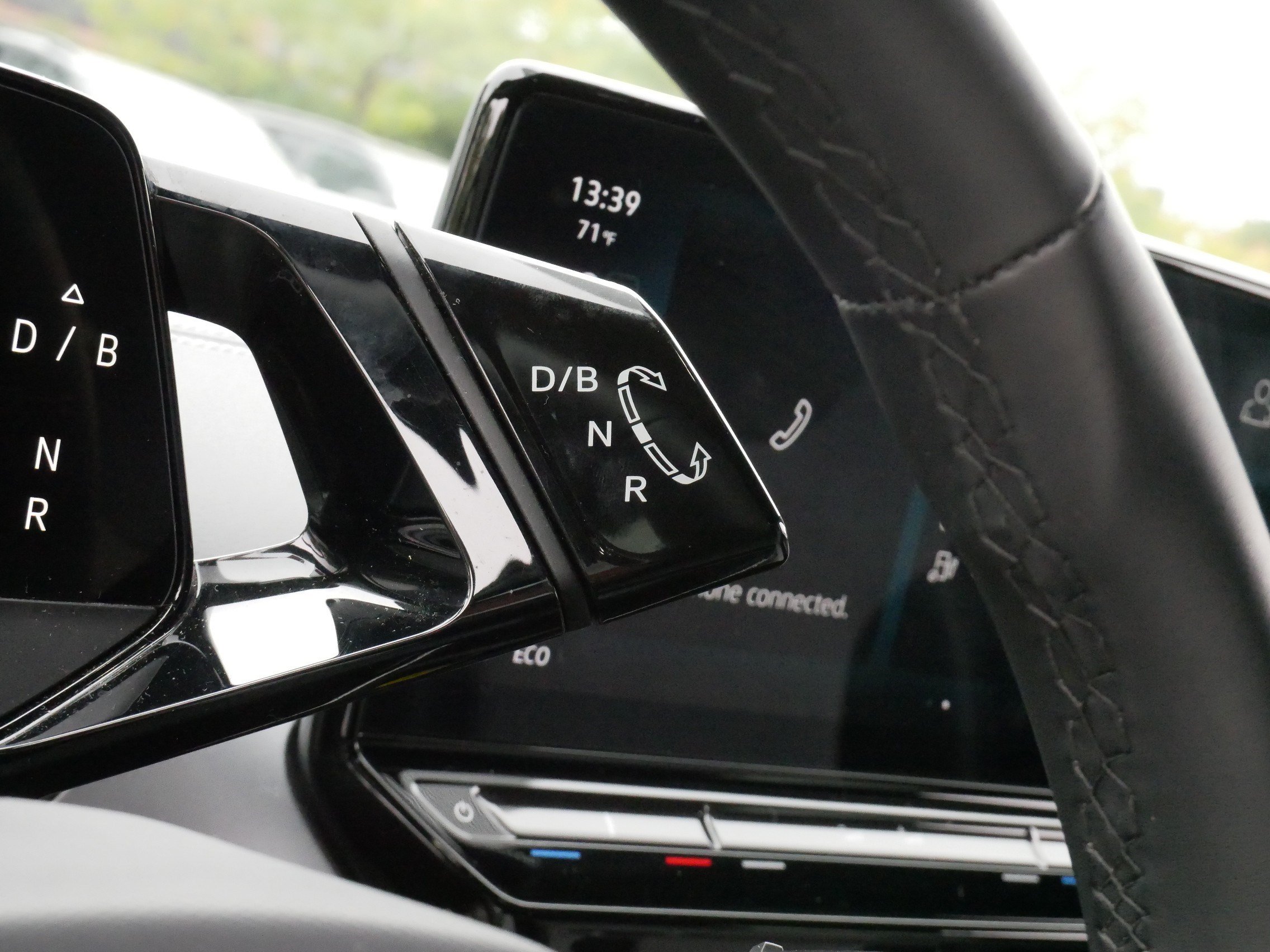 Used 2023 Volkswagen ID.4 Pro RWD image 24